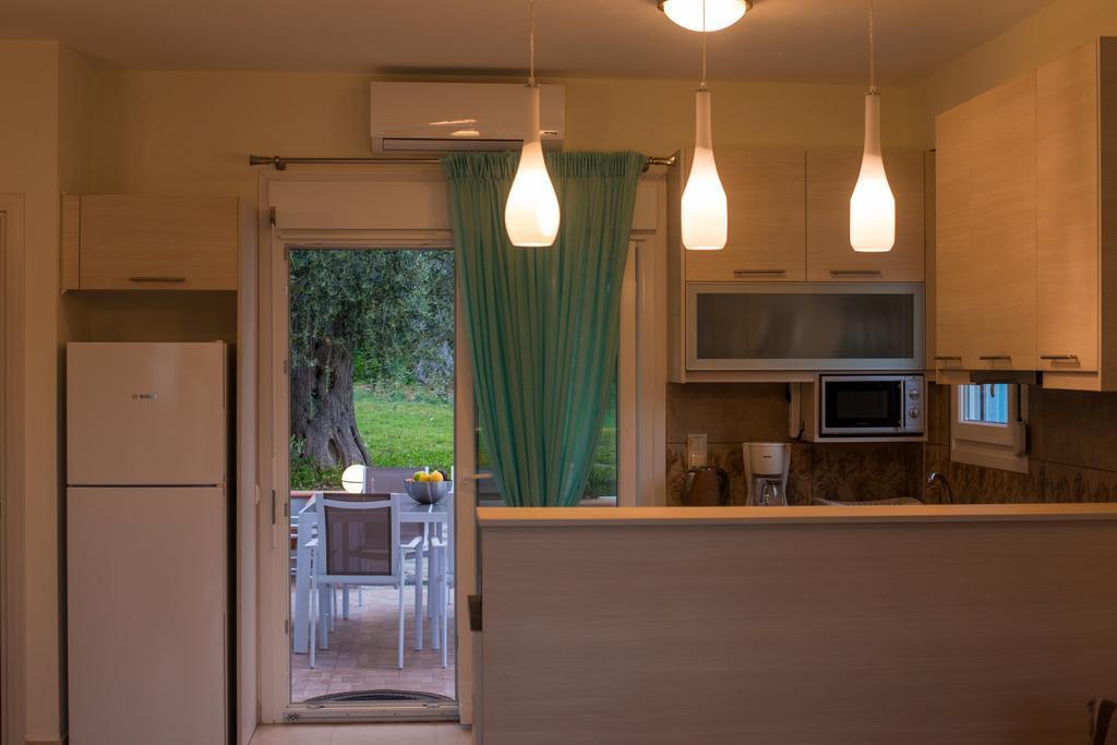 Olive Garden Villas And Apartments Chrysi Ammoudia Exterior foto